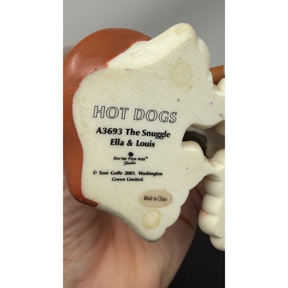 Hot Dogs A3693 12in The Snuggle Ella Louis Border Dachshund Resin Figurine - Picture 3 of 7